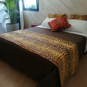 Camera con letto king size